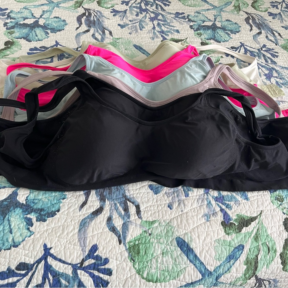 Women's Lot of 8 Soft Cup Bras